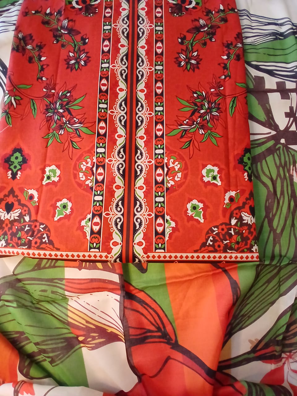 Motifz Zohra 3 Piece Lawn Printed Suit – Summer Dress | Unstitched Lawn Suit Pakistan | Aladeen Fabrics