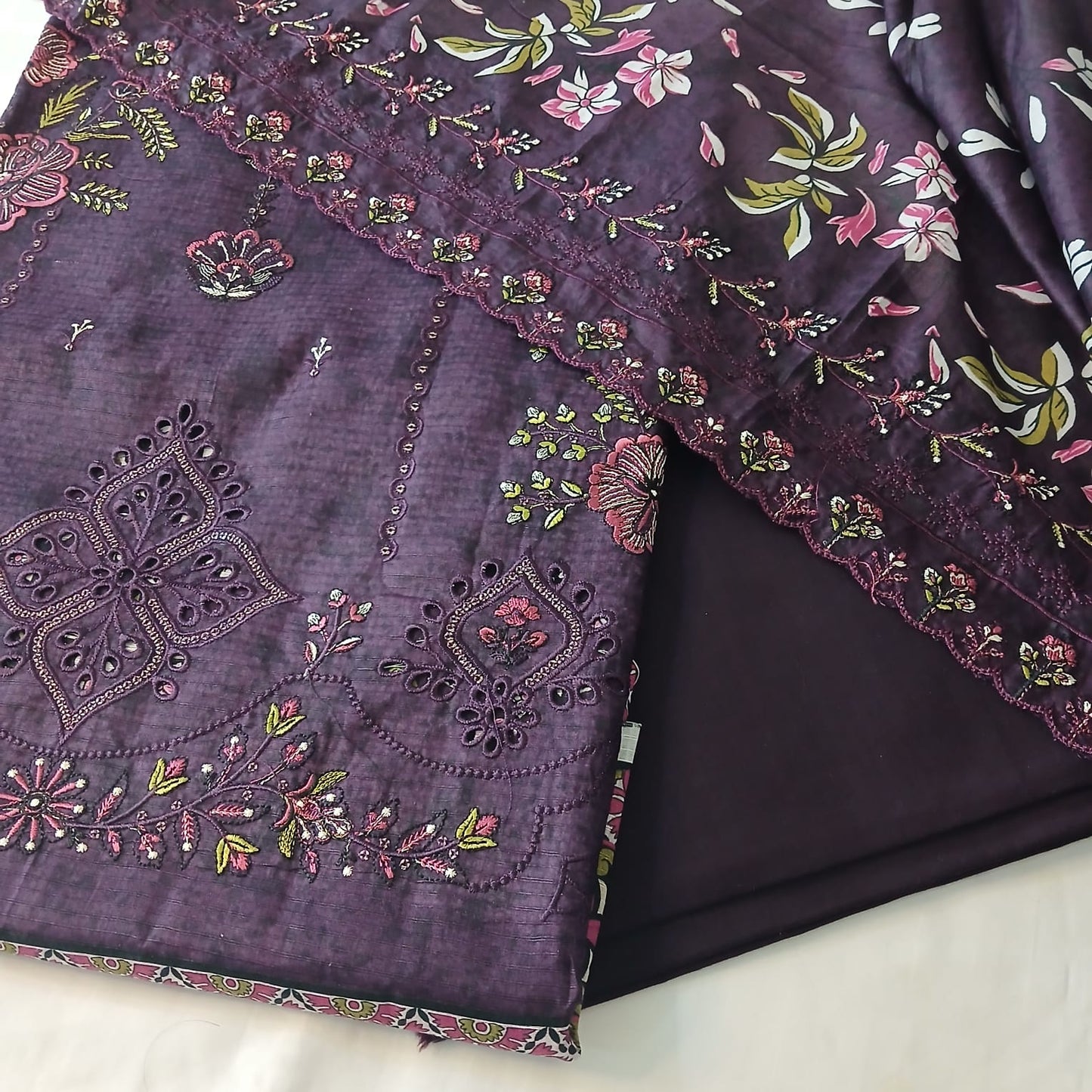 complete purple doria lawn embroidered suit with trouser and dupatta