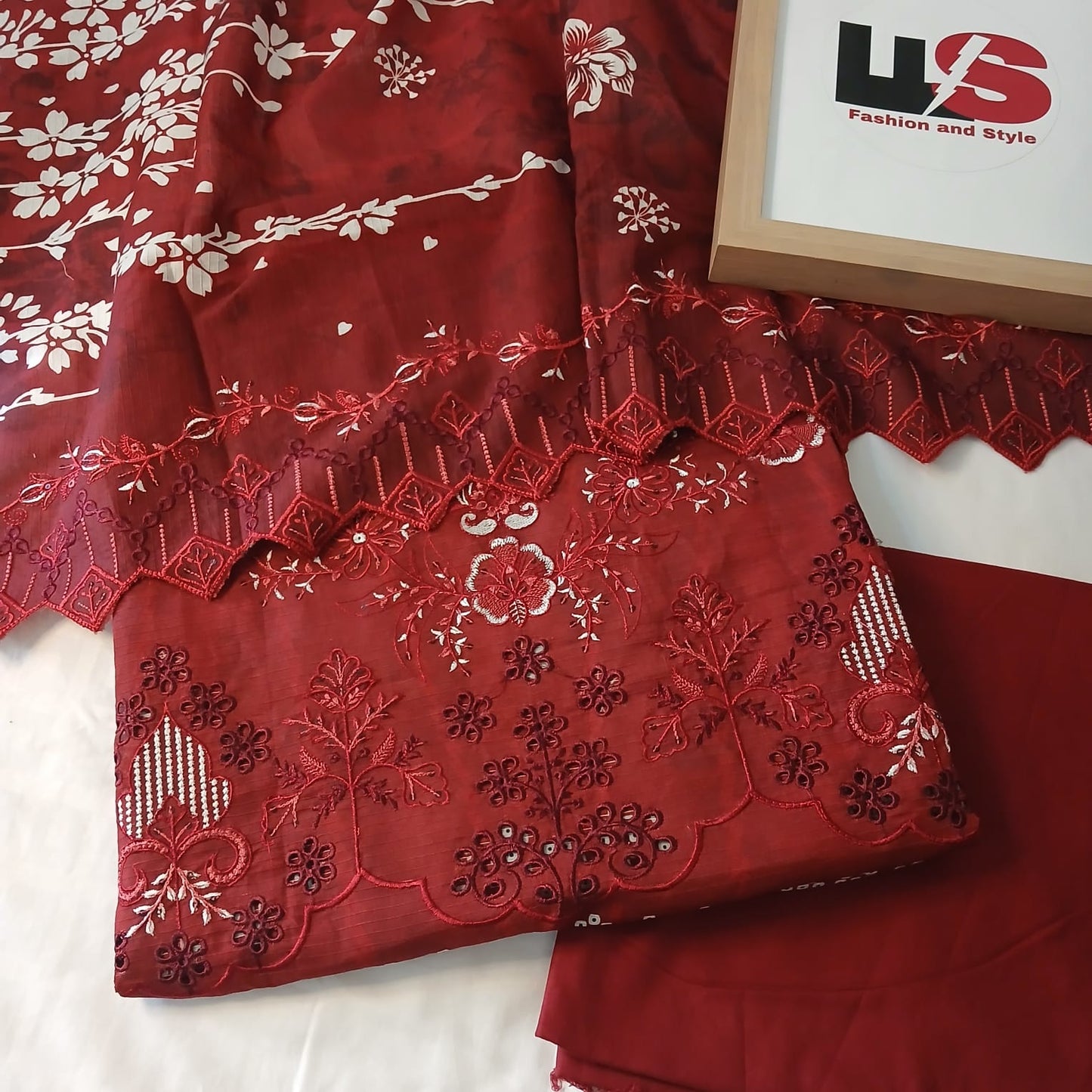 front view red doria lawn embroidered 3 piece suit for women