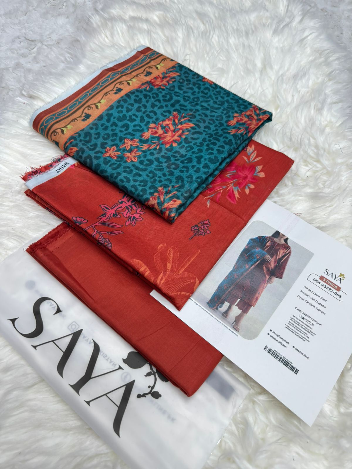 Premium Summer Lawn 3-Piece Suit – Breathable Fabric | 10 Elegant Colors | Unstitched